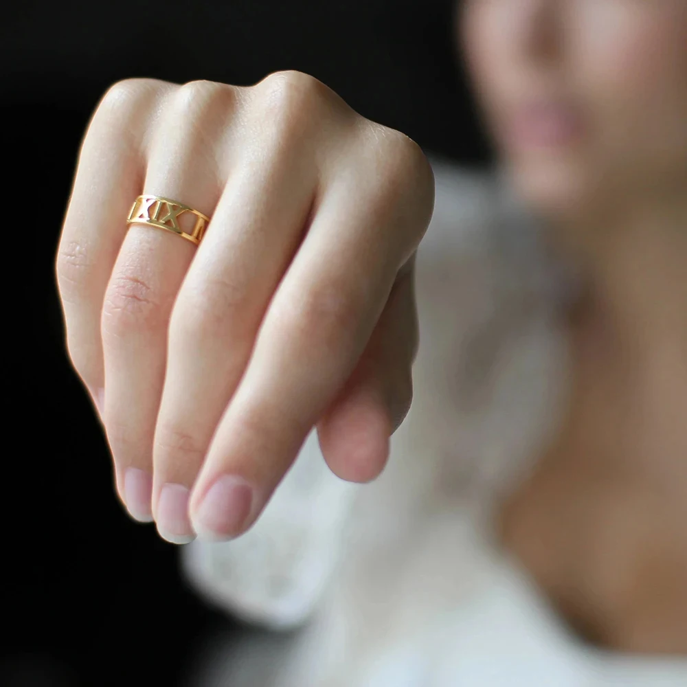 Kişiselleştirilmiş Özel Mektup - Initial Ring Custom incelemesi ve fiyatı