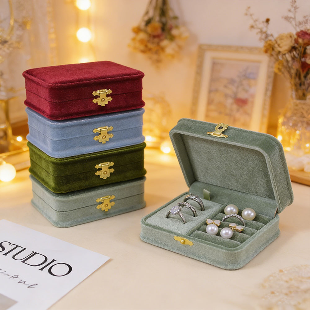 Kişiselleştirilmiş kadife müce - Personalized Name Box incelemesi ve fiyatı
